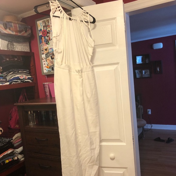 White high low dress - Picture 2 of 3